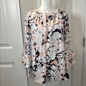 Liz Claiborne Black and White Flutter Sleeve Blouse Size 1X